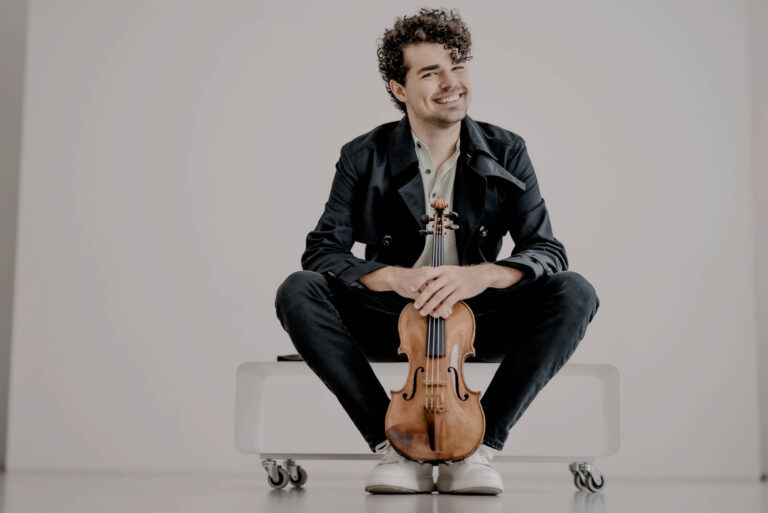 Geigenunterricht München Simon Luethy